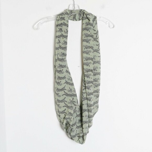 FREE with purchase over 20$ khaki animal print leopard studs chiffon scarf - Picture 2 of 5